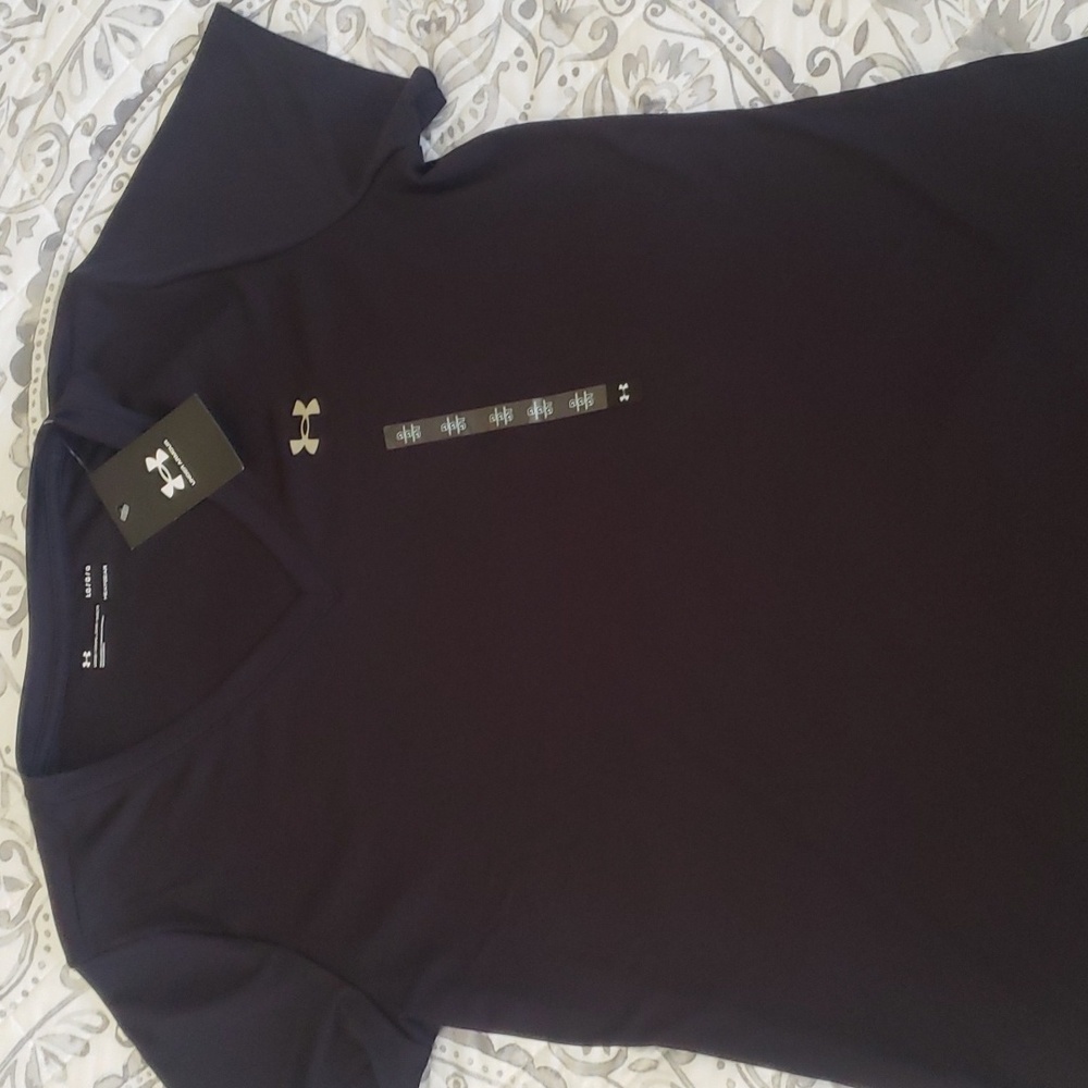 *** SOLD *** Women’s Under Armour Bundle - Picture 3 of 6